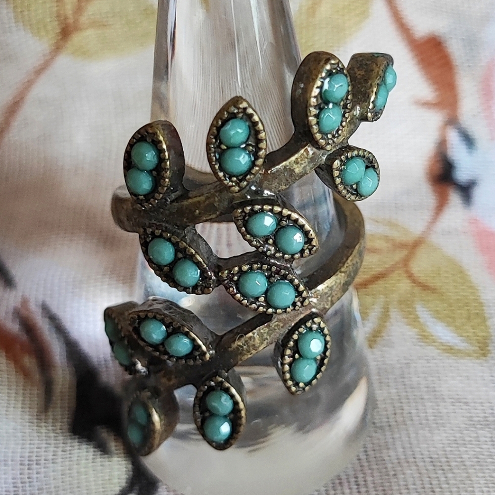 Floral Vine Faux Turquoise Color Oxidized Brass Size 9 1/4 Ring Fashion Jewelry